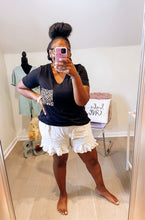 Load image into Gallery viewer, Ruffle Linen Shorte