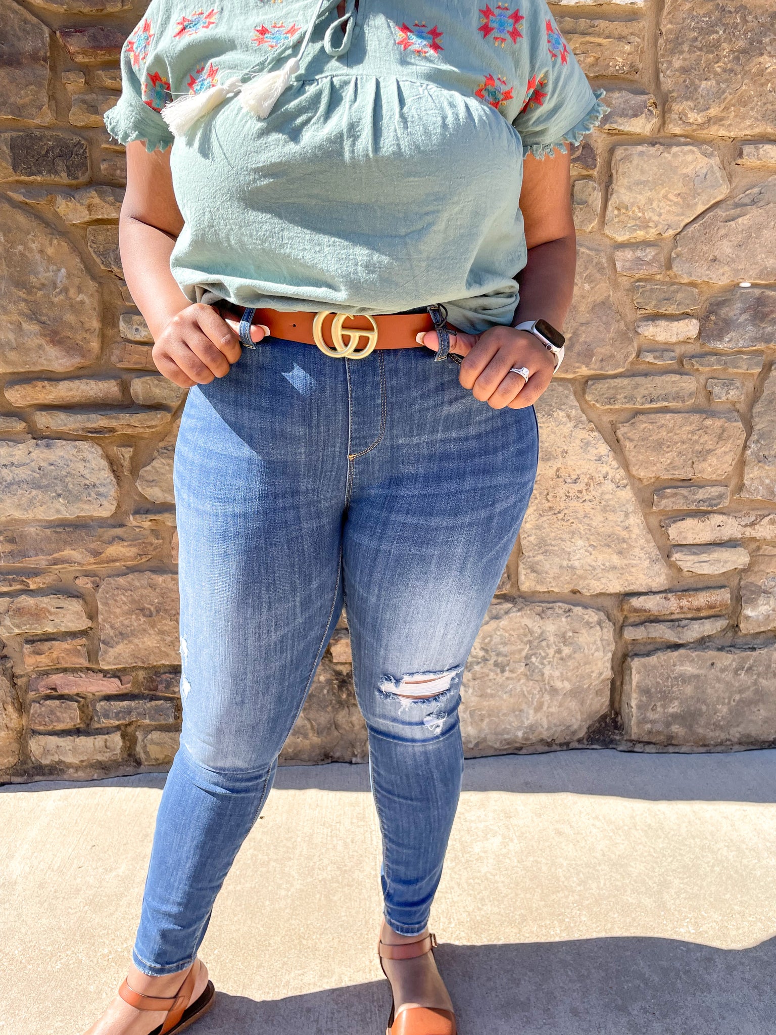 Judy Blue Charolette Pull On Elastic Waist Distressed Jeggings