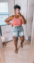 Load image into Gallery viewer, JUDY BLUE MID-RISE STAR PRINT ACID WASH SHORTS